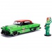 DC Comics: Figurica Strupena Ivy in kovinski model avtomobila 1953 Chevy Bel Air 1/24 - Simba Toys